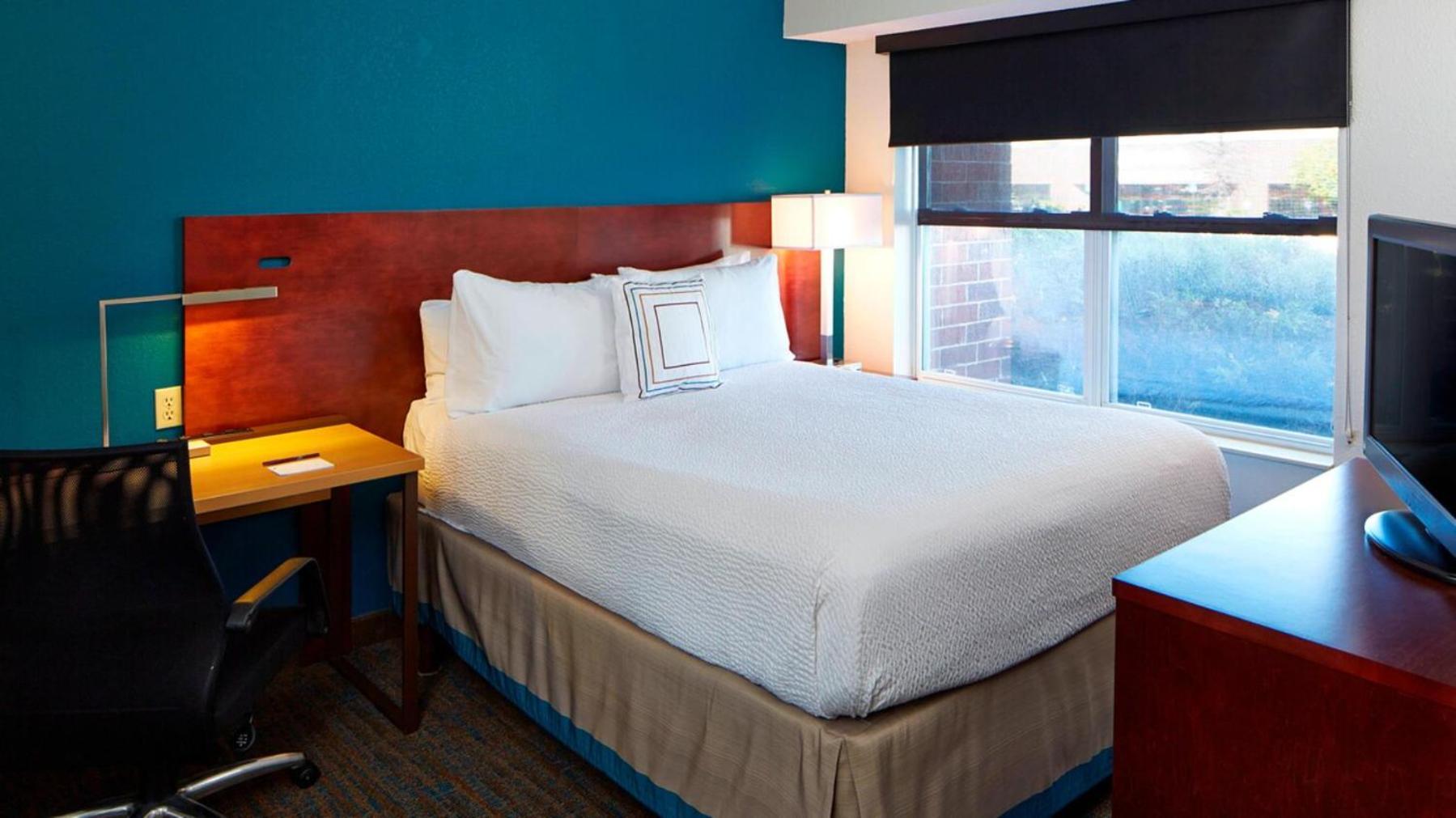 Baton Rouge South Hotel