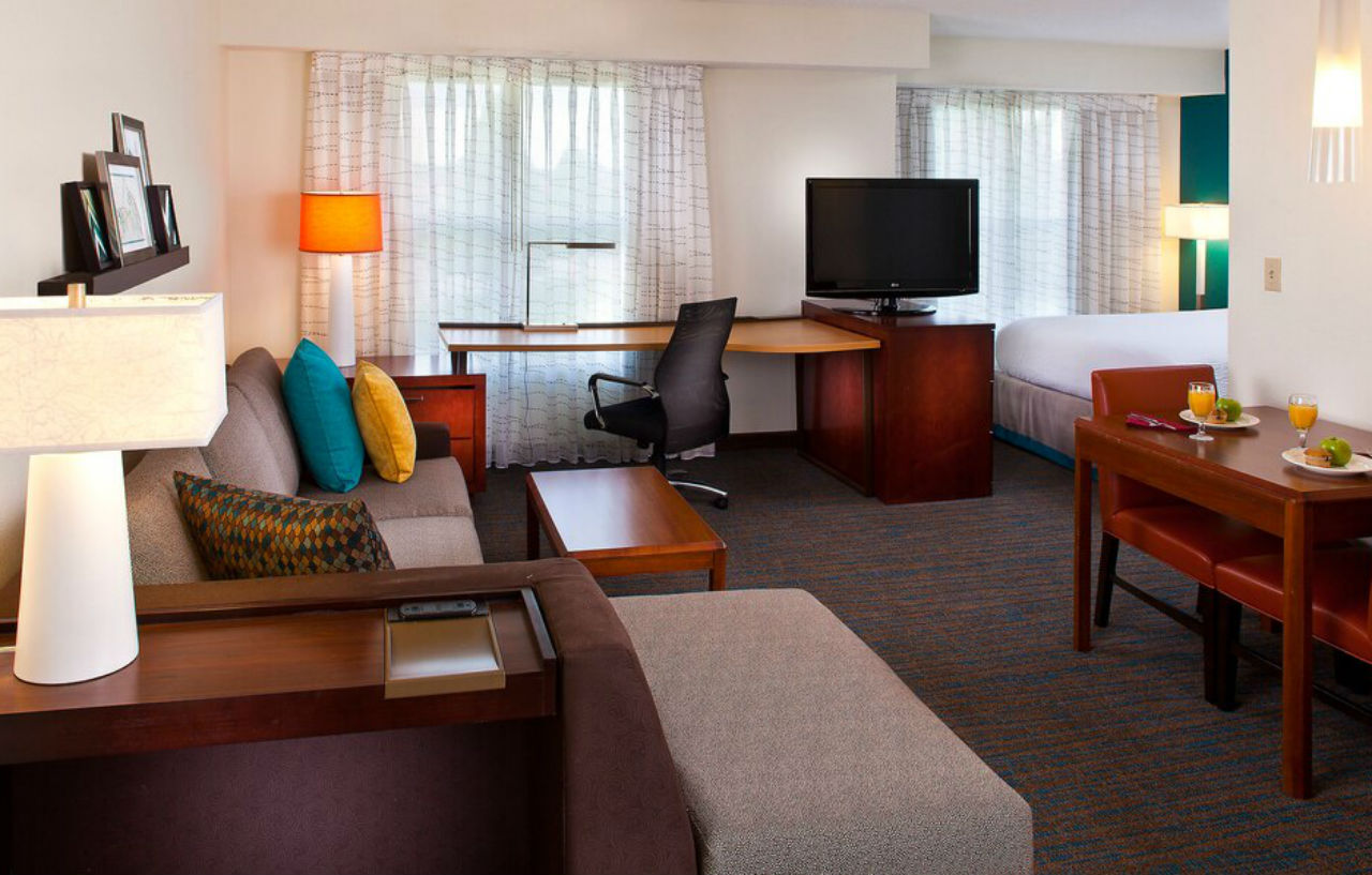 Baton Rouge South Hotel